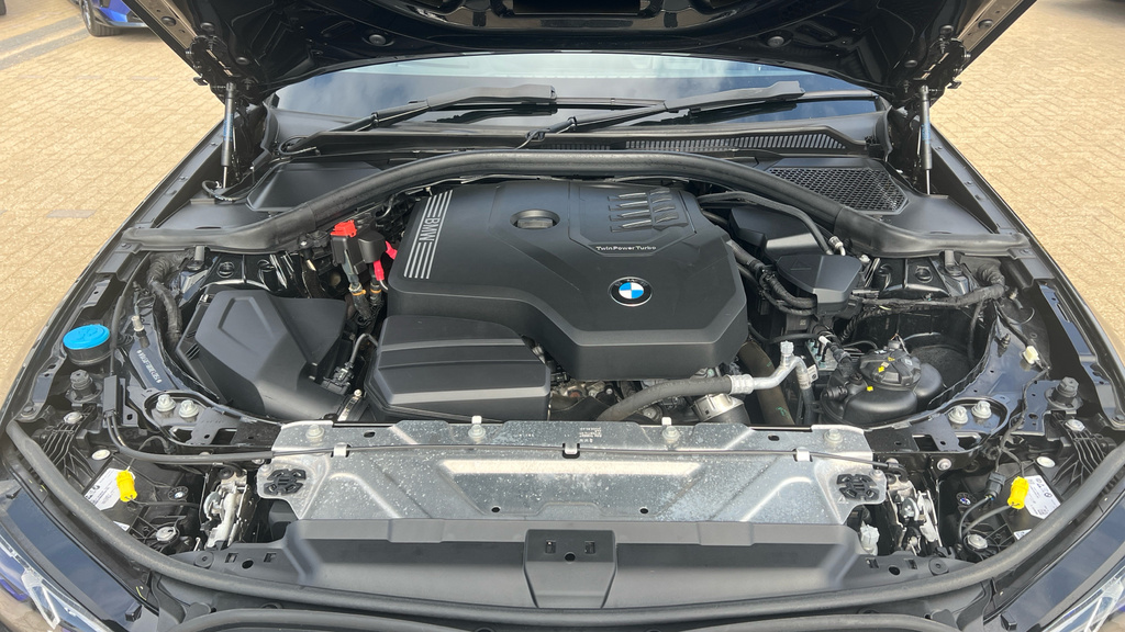 BMW 3 Series Bmw Saloon 330E Xdrive M Sport Step Blue #27
