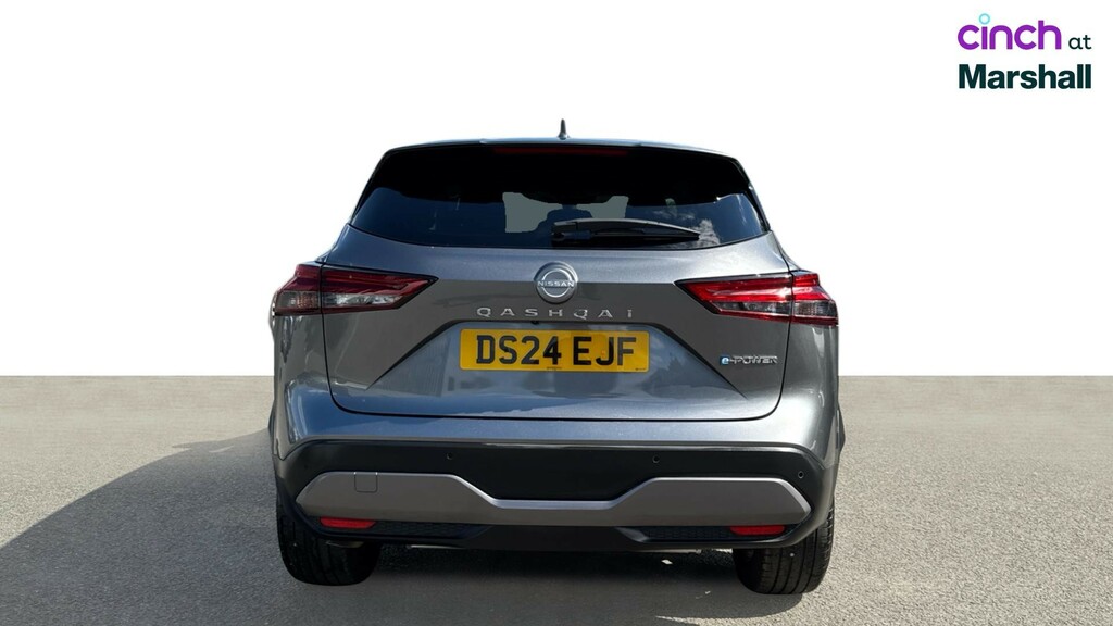 Nissan Qashqai 1.3 Dig-t Mh Acenta Premium Grey #4