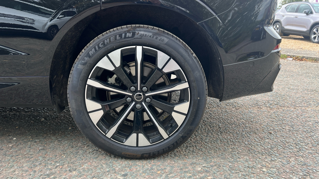 Volvo XC60 2.0 B5 Mhev Plus Black Edition Awd Euro 6 S #23