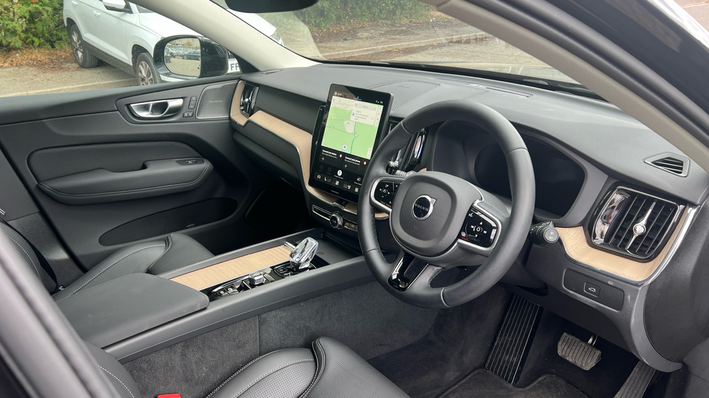 Volvo XC60 2.0 B5 Mhev Plus Black Edition Awd Euro 6 S #9
