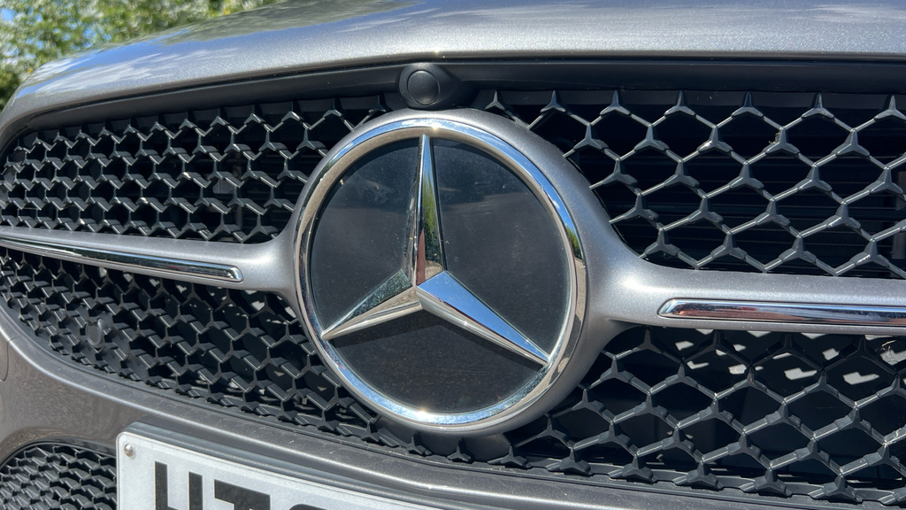Mercedes-Benz A Class 1.3 A200h Mhev Amg Line Executive 7G-dct Euro 6 Black #36