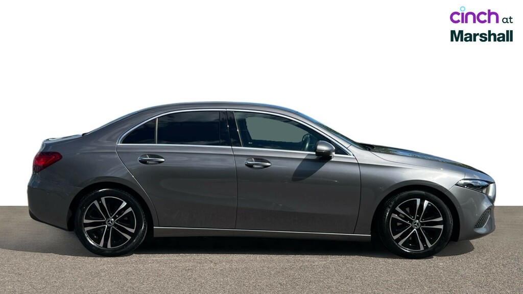 Mercedes-Benz A Class 1.3 A200h Mhev Amg Line Executive 7G-dct Euro 6 Black #2