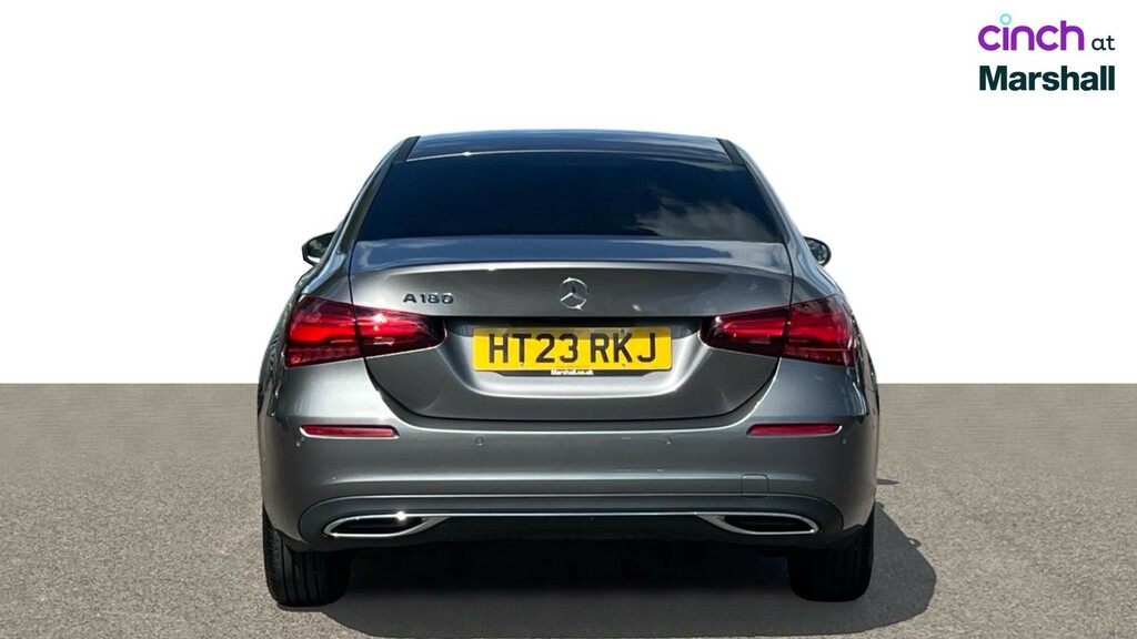 Mercedes-Benz A Class 1.3 A200h Mhev Amg Line Executive 7G-dct Euro 6 Black #4