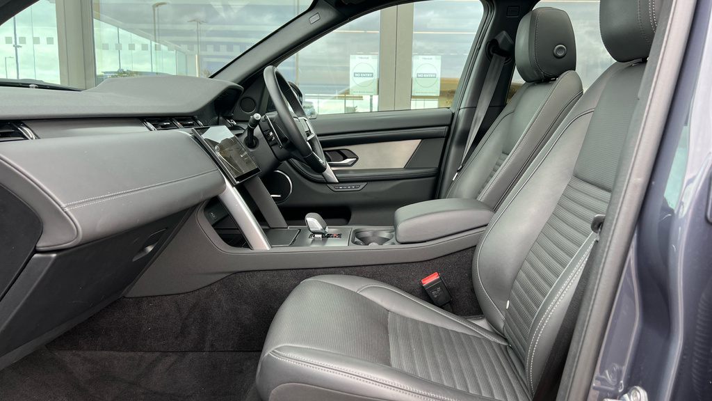 Land Rover Discovery Sport D200 Dynamic Hse Silver #25