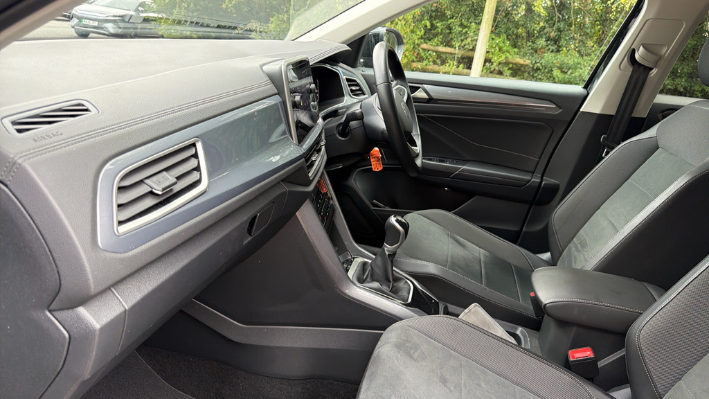 Volkswagen T-Roc 1.5 Tsi Black Edition Dsg Silver #32