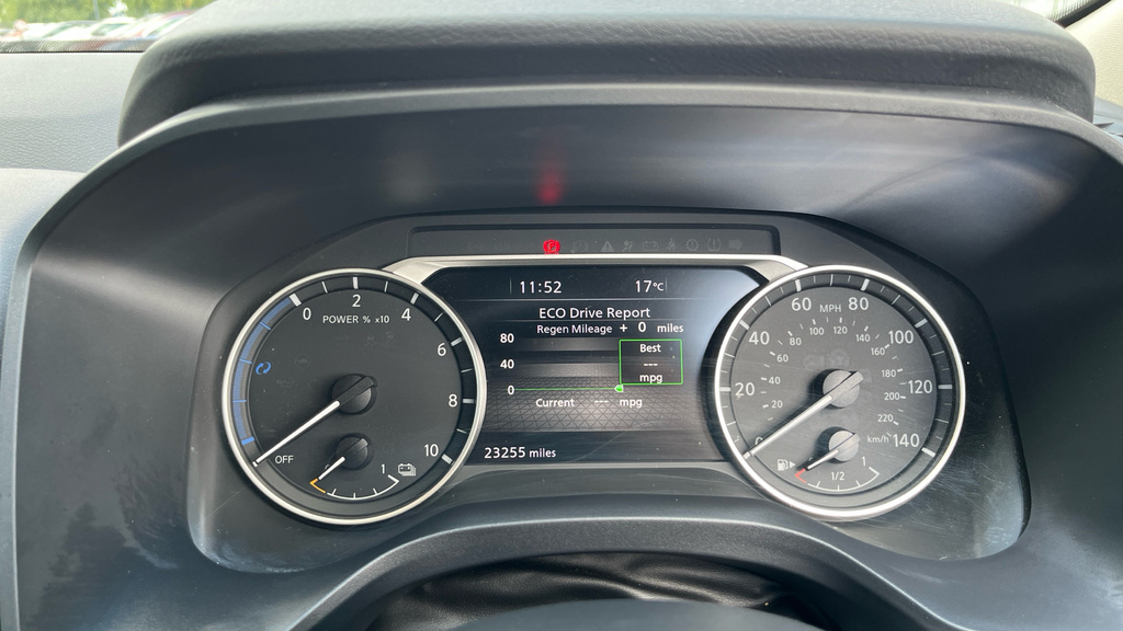 Nissan Qashqai 1.5 E-power N-connecta Silver #13