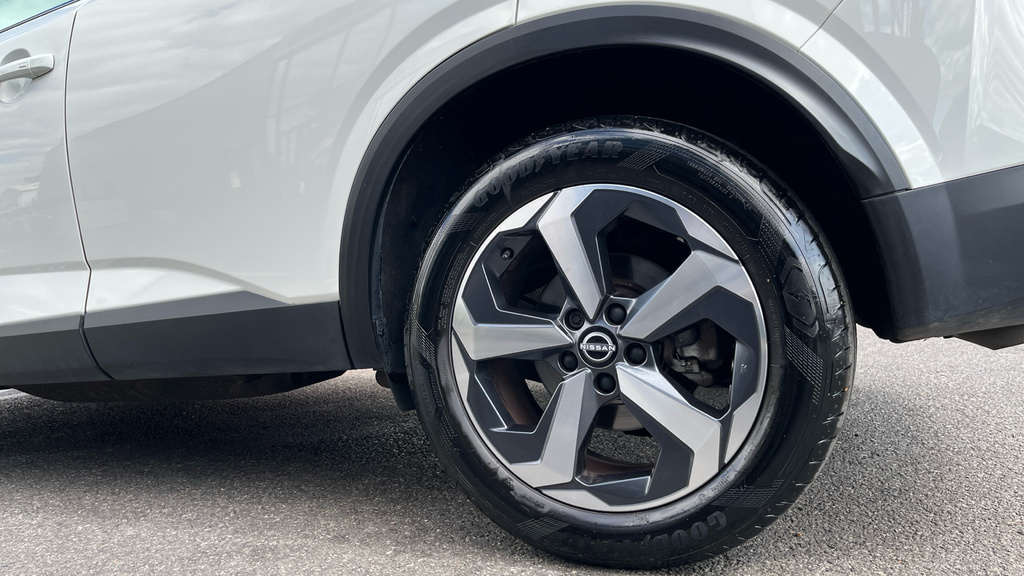 Nissan Qashqai 1.5 E-power N-connecta Silver #18