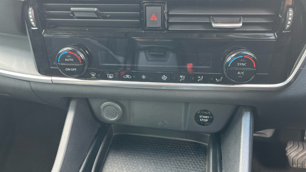 Nissan Qashqai 1.5 E-power N-connecta Silver #36
