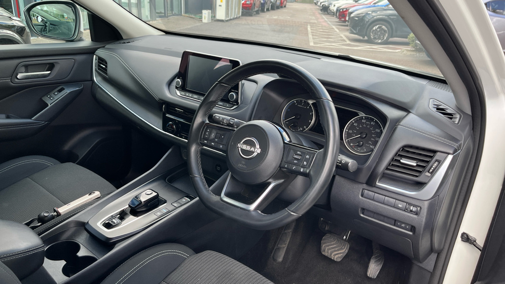 Nissan Qashqai 1.5 E-power N-connecta Silver #9