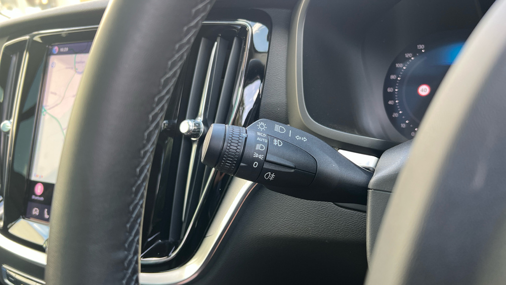 Volvo V60 B4 Mild Hybrid Plus Dark - 2025 74 Blue #30