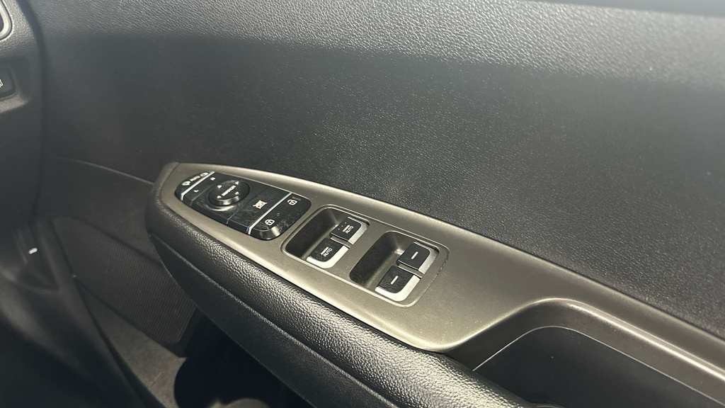 Kia Optima 2.0H Gdi 11.26Kwh Plus Sportswagon Plug White #21