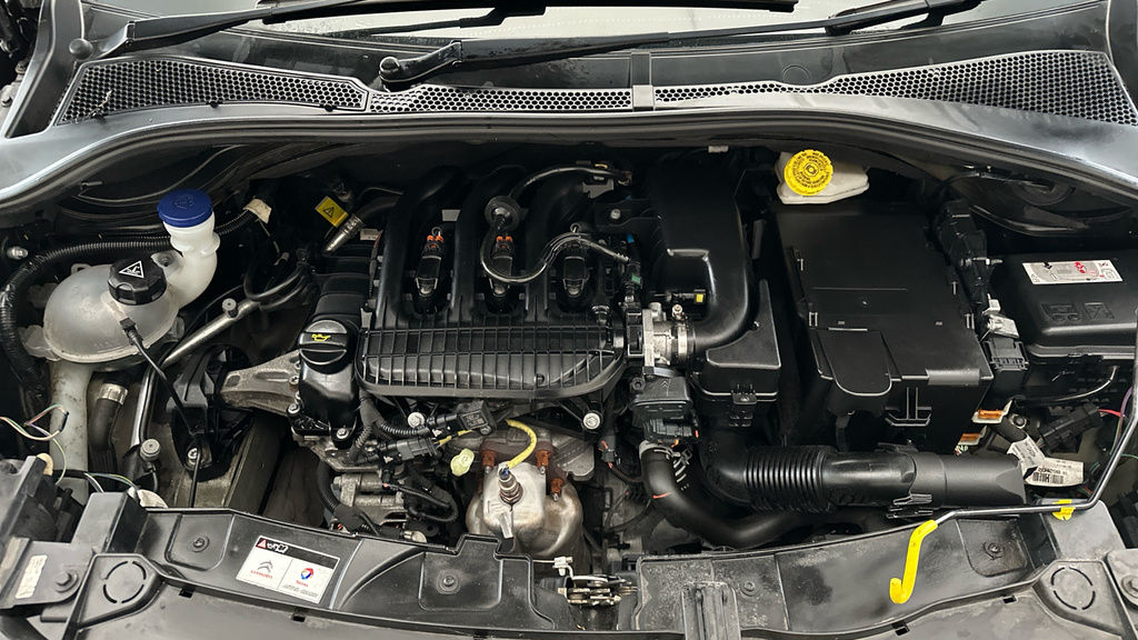 Citroen C3 1.2 Puretech Saint James Cwvehiclemarketing Red #22