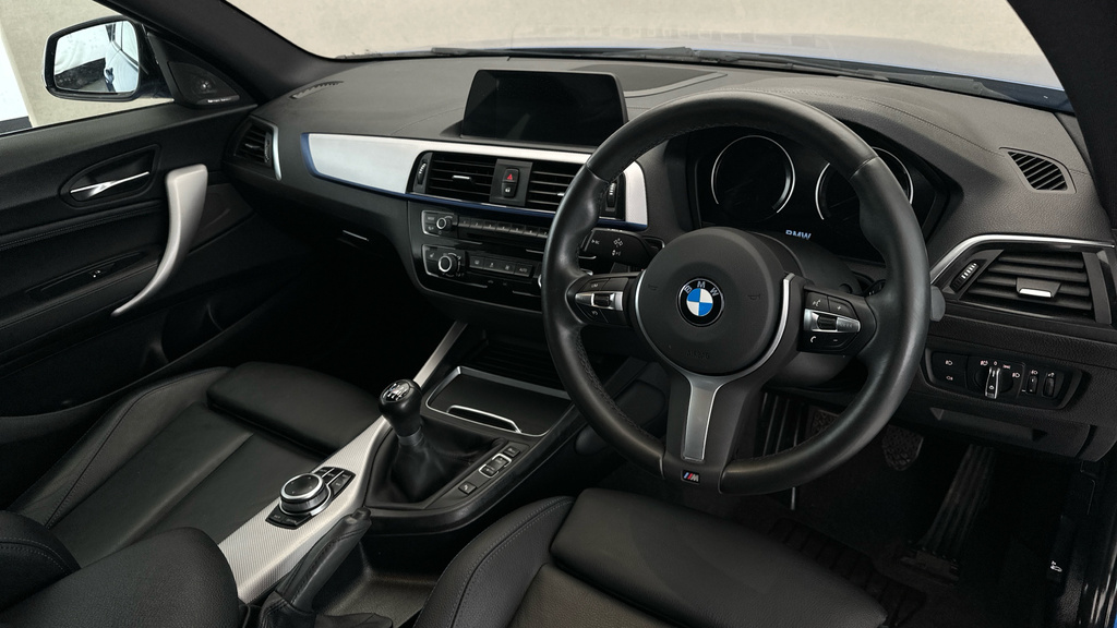 BMW 1 Series 118I 1.5 Sport Nav Hatchback Silver #10