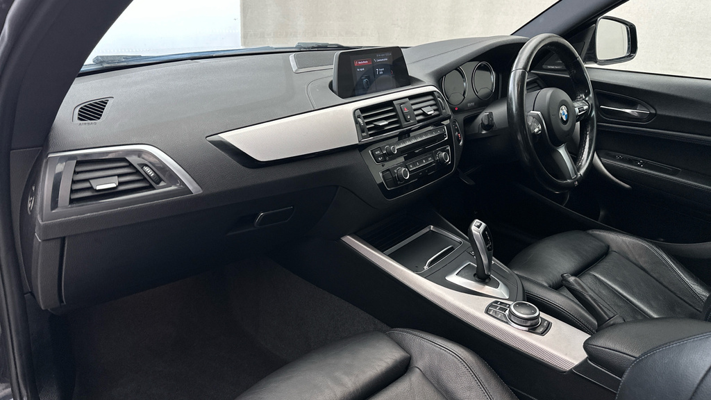 BMW 1 Series 118I 1.5 Sport Nav Step Grey #11