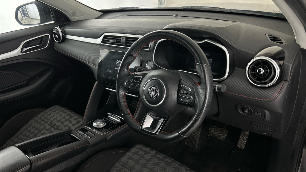 MG ZS 1.0 Exclusive T-gdi 110 Bhp Heated Seats, 10-In Black #10