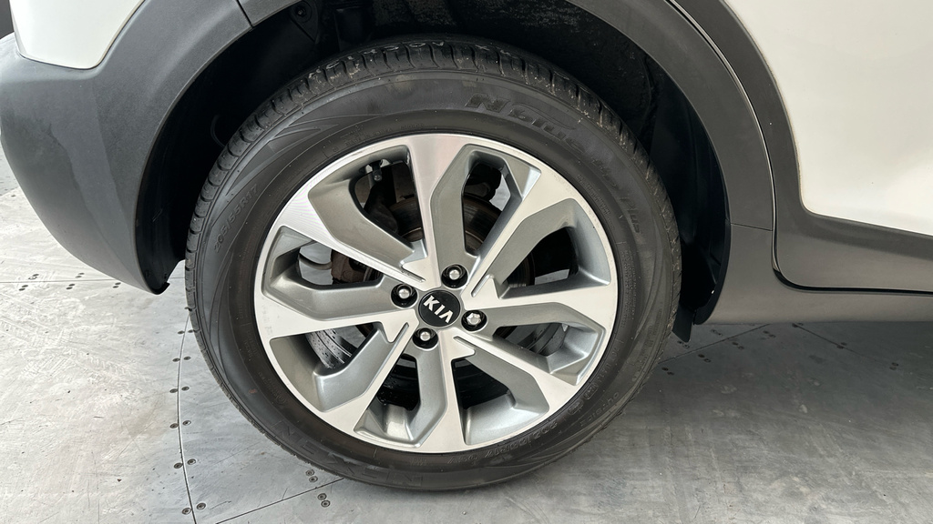 Kia Stonic 1.0 T Gdi Mixx Suv  #24