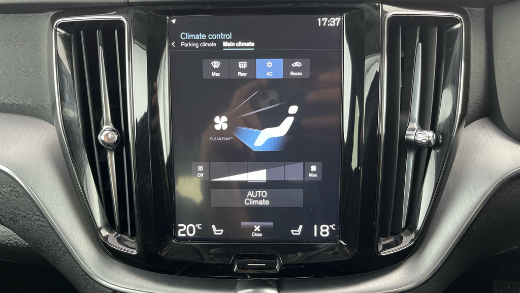 Volvo XC60 Xc60 2.0 T5 250 R Design Pro Awd Geartronic Silver #18
