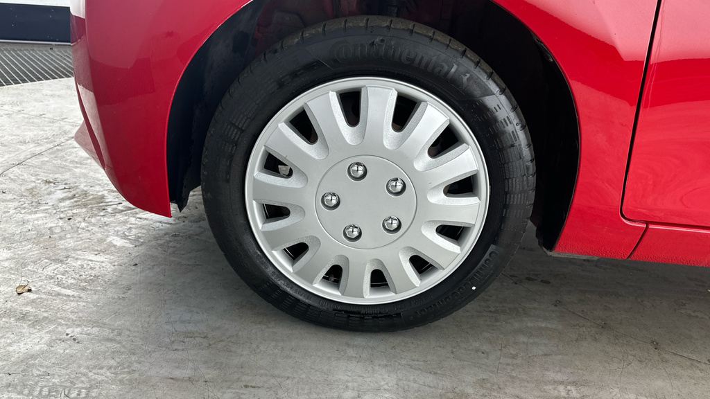 Toyota Aygo X 1L X-cite 4 Red #22
