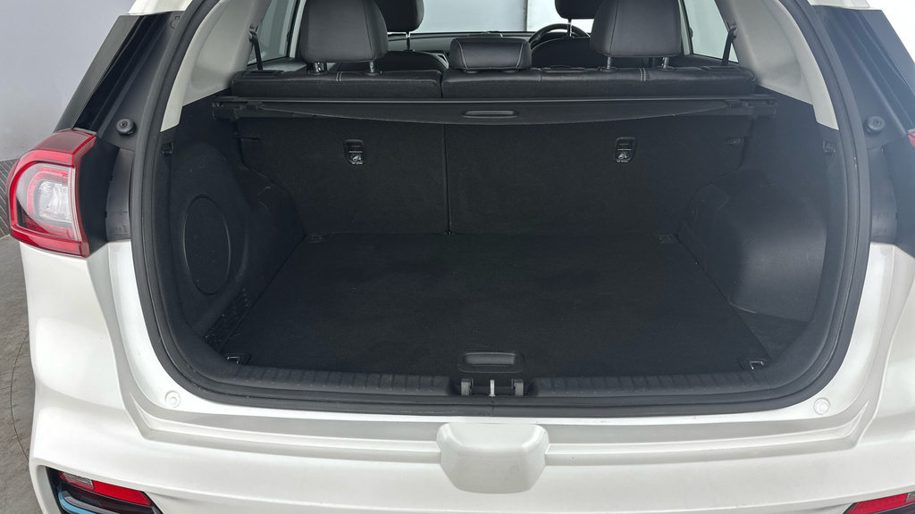 Kia e-Niro Kia Estate 150Kw 4 64Kwh White #24
