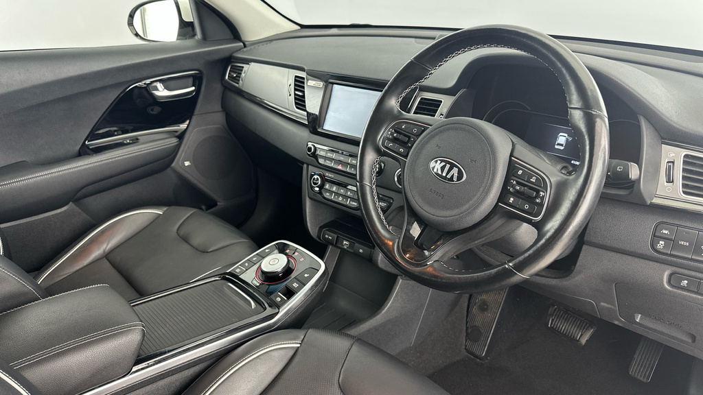 Kia e-Niro Kia Estate 150Kw 4 64Kwh White #9