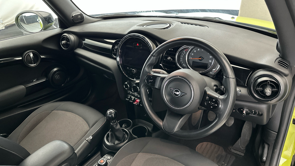 Mini Convertible 1.5 Cooper Sport Convertible Eur Red #12