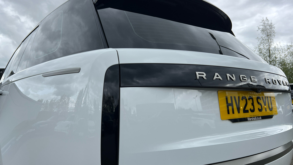 Land Rover Range Rover 3.0 P400 Estate Black #59