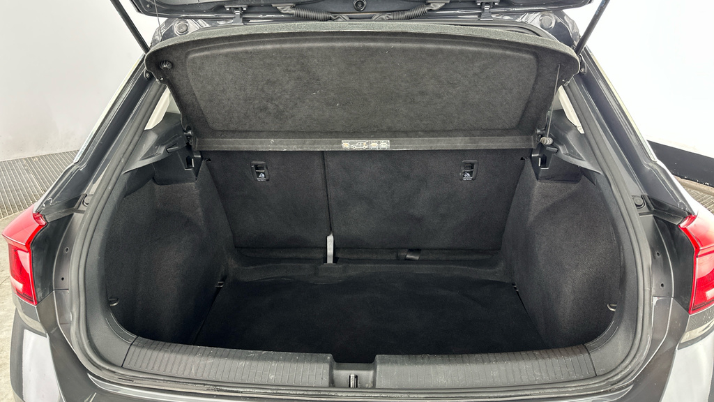 Volkswagen T-Roc 1.5 R-line Tsi Evo Dsg 148 Bhp Black #17
