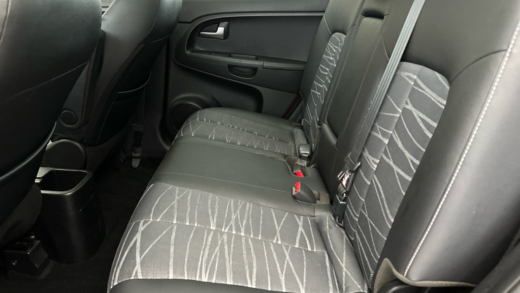 Kia Venga 1.6 4 Mpv Euro 6 123 Bhp Silver #19