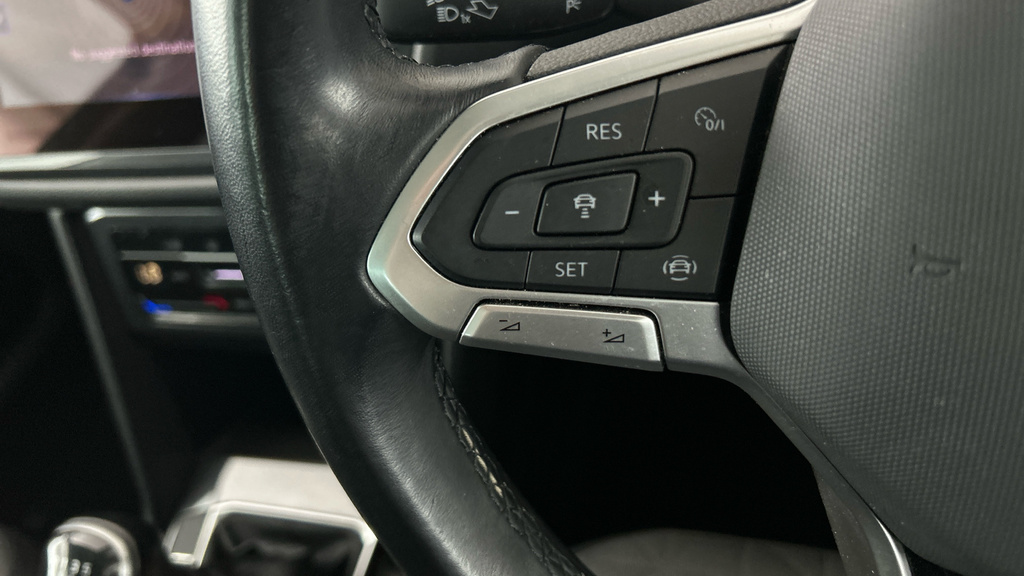 Volkswagen Tiguan 1.5L R-line Black #17