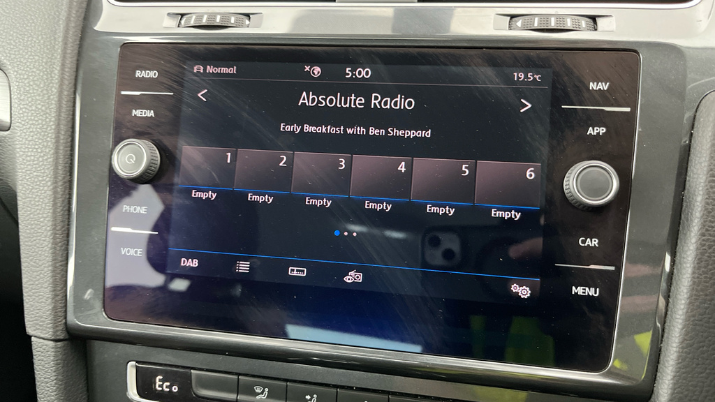 Volkswagen e-Golf 35.8Kwh Hatchback 136 1 Owner, Fsh, 8.9 Ap Blue #18