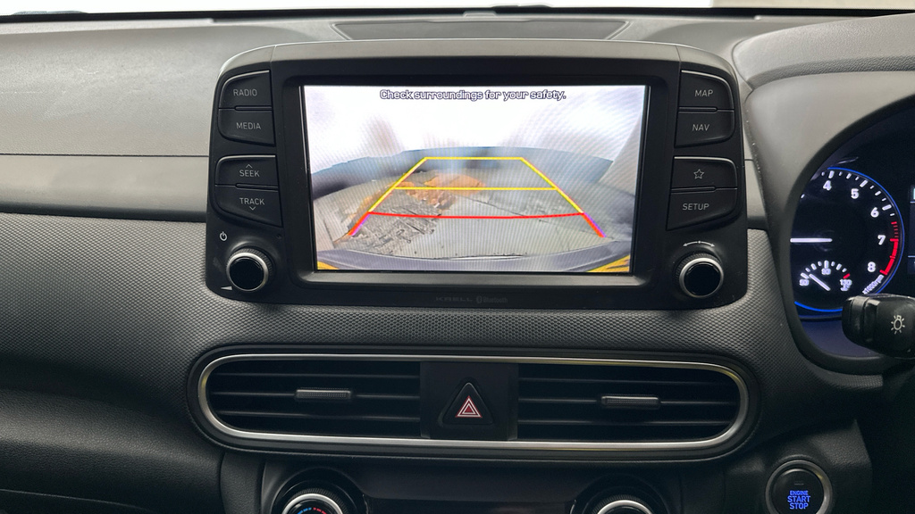 Hyundai Kona 1.0T Gdi Play Edition White #17
