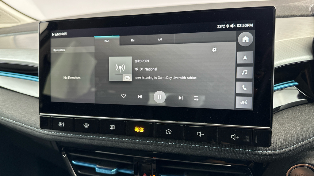 MG MG5 52.5Kwh Excite Estate 156 Ps White #22