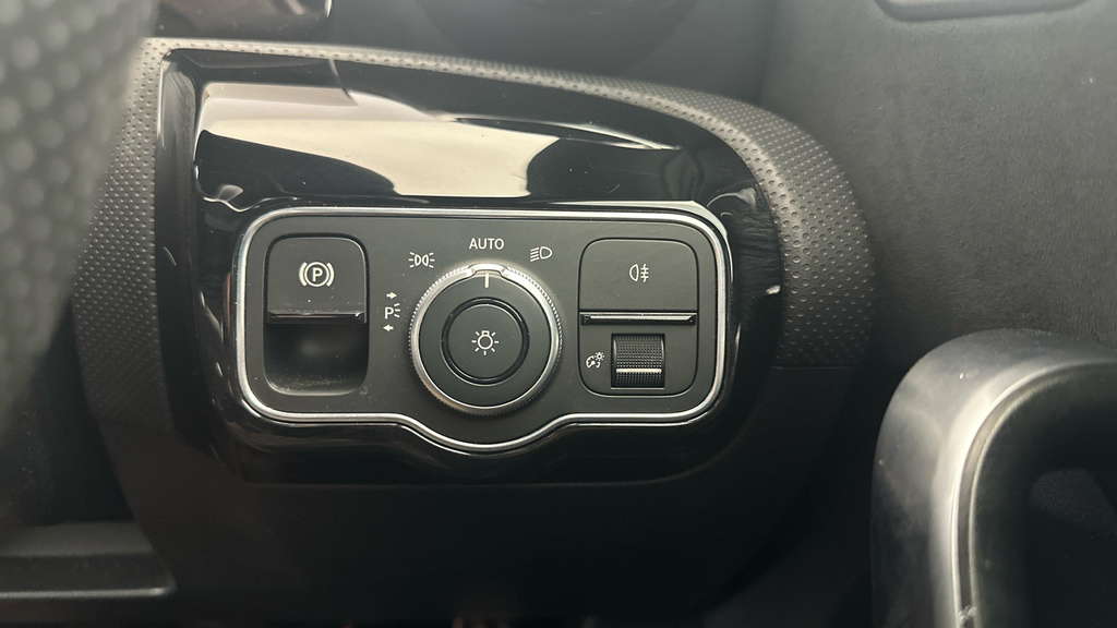 Mercedes-Benz A Class 1.5 A180d Sport Hatchback 7G-dct Euro 6 White #10