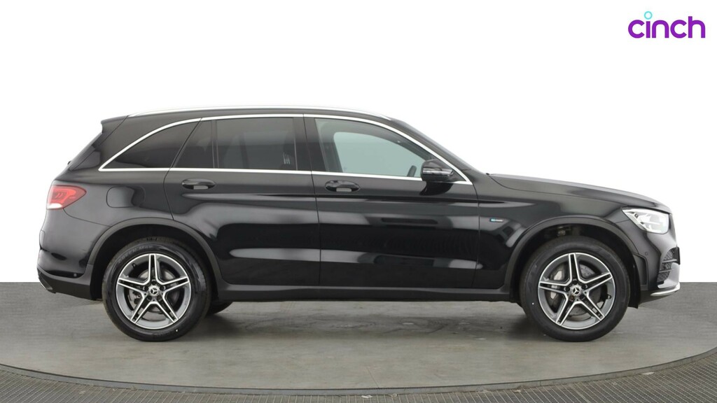 Mercedes-Benz GLC Class 300 4Matic Sport 9G-tronic Red #2