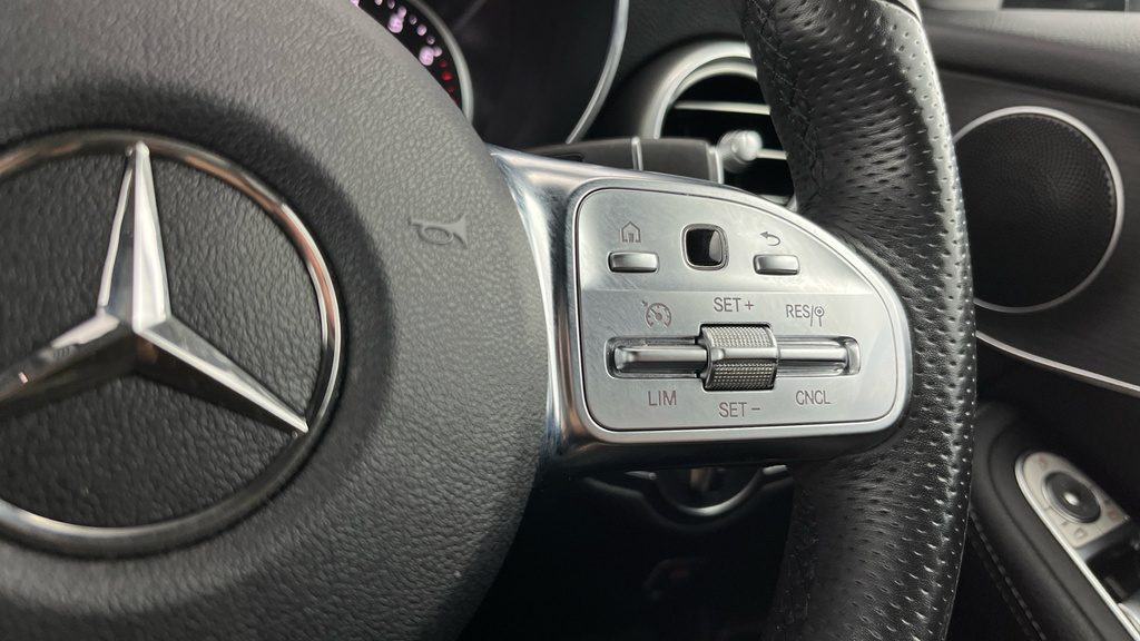 Mercedes-Benz GLC Class 300 4Matic Sport 9G-tronic Red #27