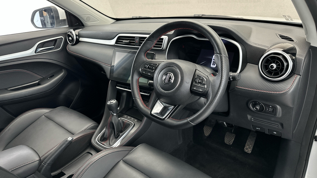 MG ZS 1.5 Hybrid Se Suv Hybrid Black #10