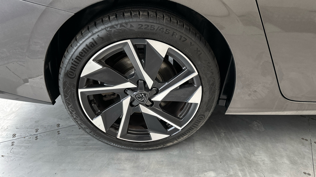 Peugeot 308 Bluehdi Ss Sw Allure Black #25