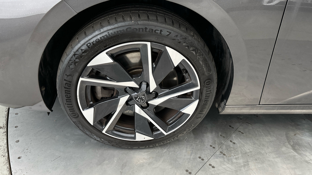 Peugeot 308 Bluehdi Ss Sw Allure Black #23
