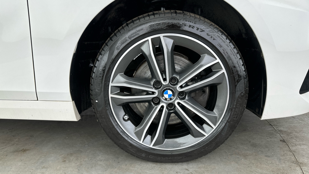 BMW 2 Series Gran Coupe 218I 136 M Sport Dct White #32