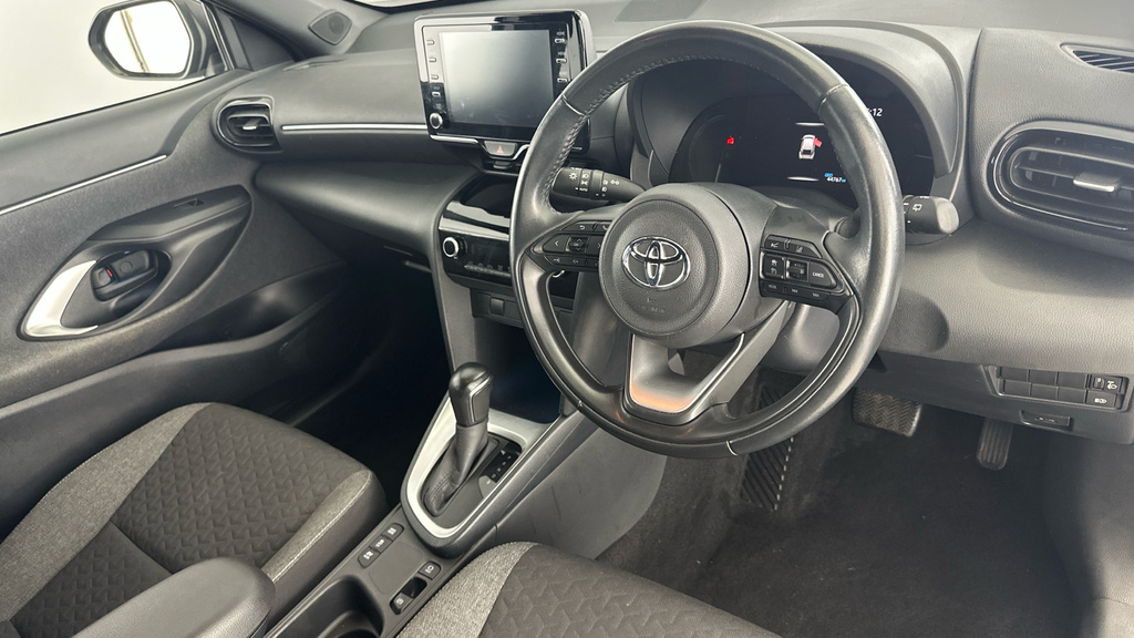 Toyota Yaris Cross Design White #9