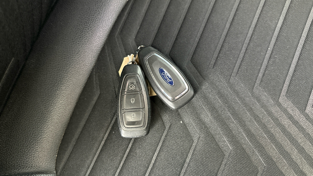 Ford Puma 1.0T Ecoboost Mhev St Line X Suv  #26