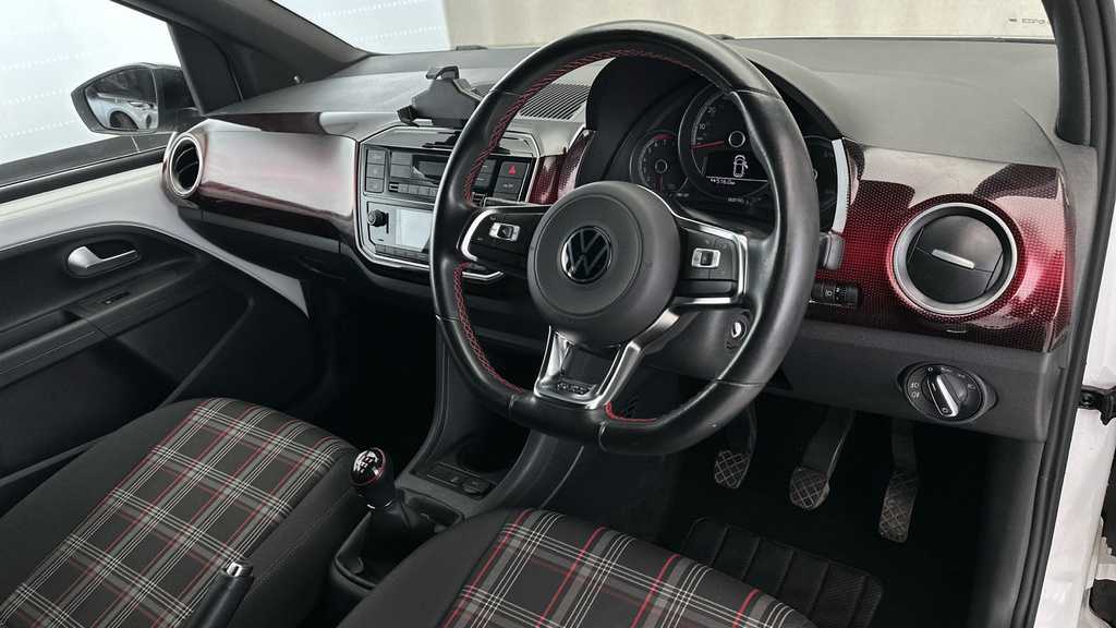 Volkswagen Up Up 1.0 65Ps 5-Speed Black #10