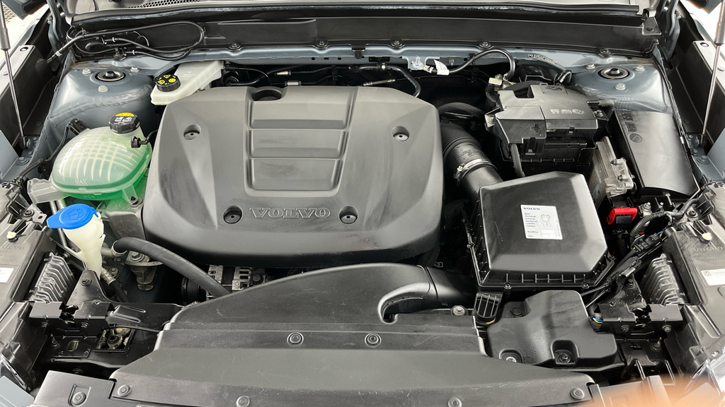 Volvo XC40 Recharge Inscription Pro, T5 Plug-in Hybrid Black #19