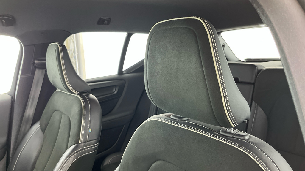 Volvo XC40 Recharge Inscription Pro, T5 Plug-in Hybrid Black #26