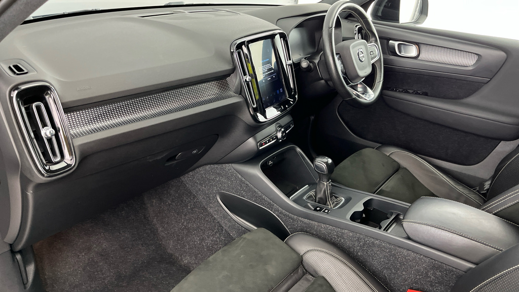 Volvo XC40 Recharge Inscription Pro, T5 Plug-in Hybrid Black #11