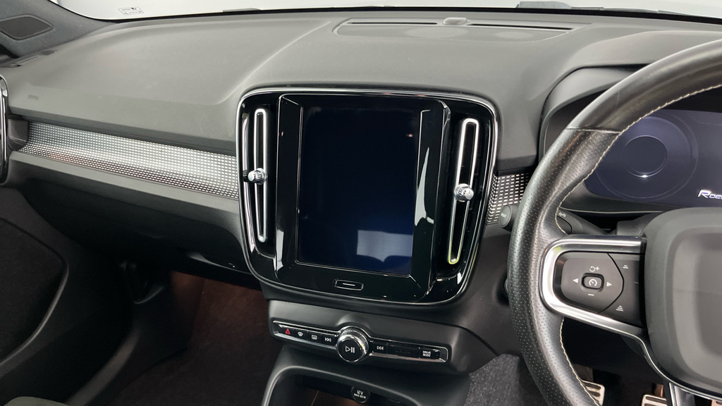 Volvo XC40 Recharge Inscription Pro, T5 Plug-in Hybrid Black #15