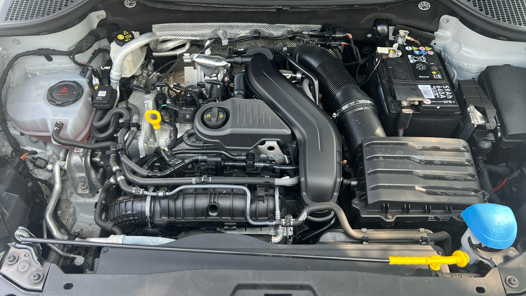 Skoda Karoq 1.5 Tsi Sportline Dsg White #25