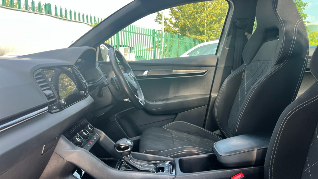 Skoda Karoq 1.5 Tsi Sportline Dsg White #39
