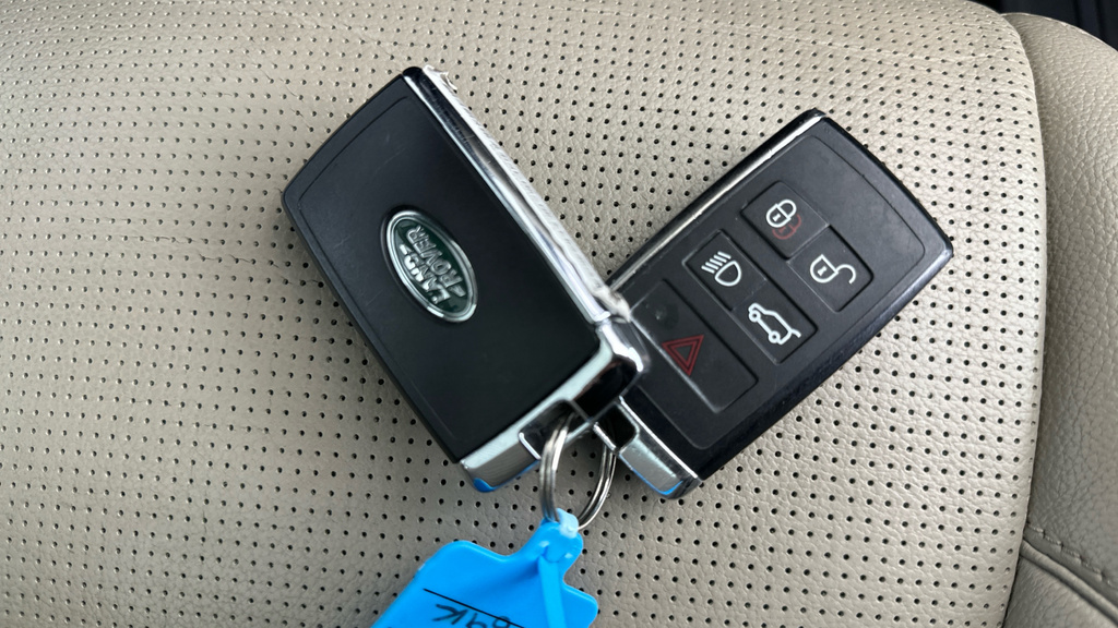 Land Rover Discovery Sport 2.0 D180 R-dynamic Hse Silver #13