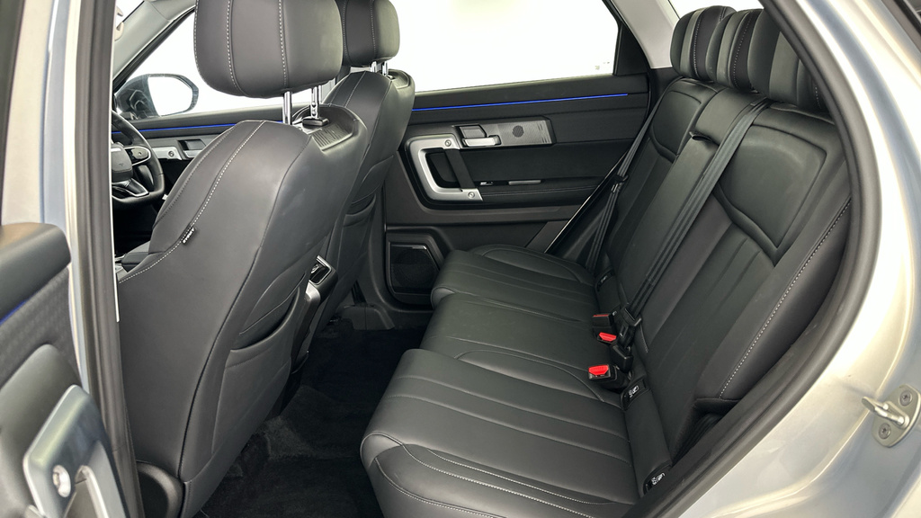 JAECOO 7 1.5T Shs 18.3Kwh Luxury Suv Plug In Hyb Blue #18
